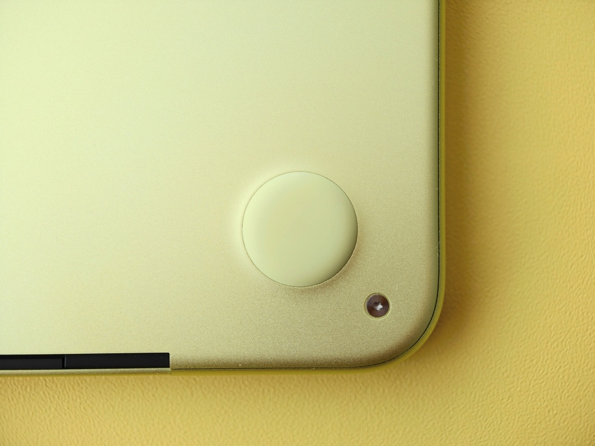 Apple MacBook Neo Long-Term Review: 27 Days On The Road