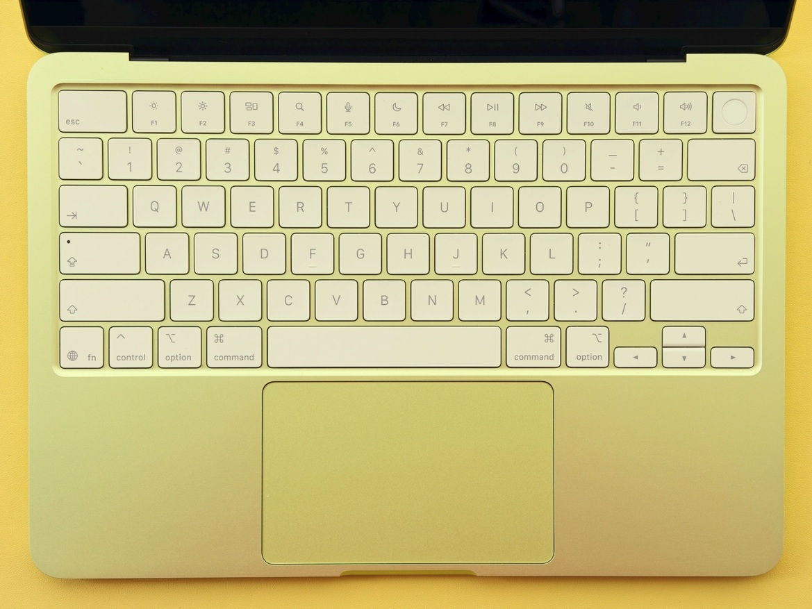Apple MacBook Neo Long-Term Review: 27 Days On The Road