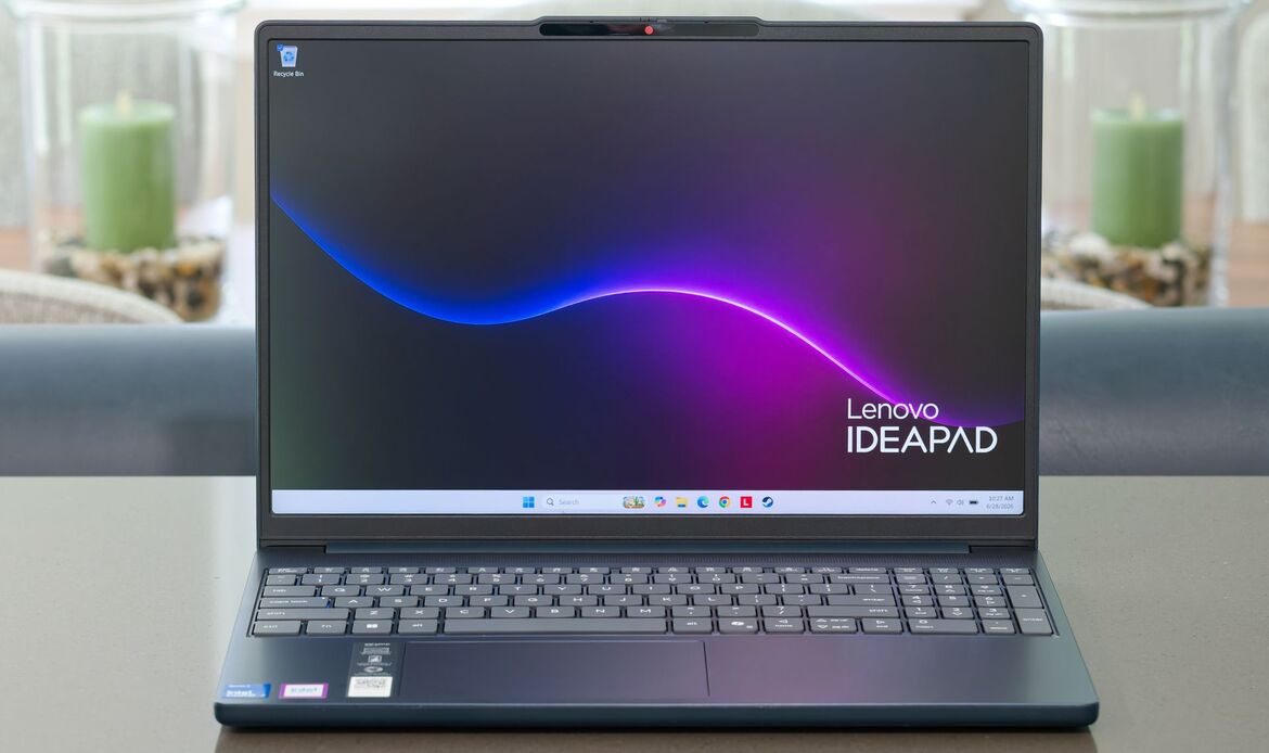 Lenovo IdeaPad Slim 3i Review: Can Intel's Wildcat Lake Compete With The MacBook Neo?