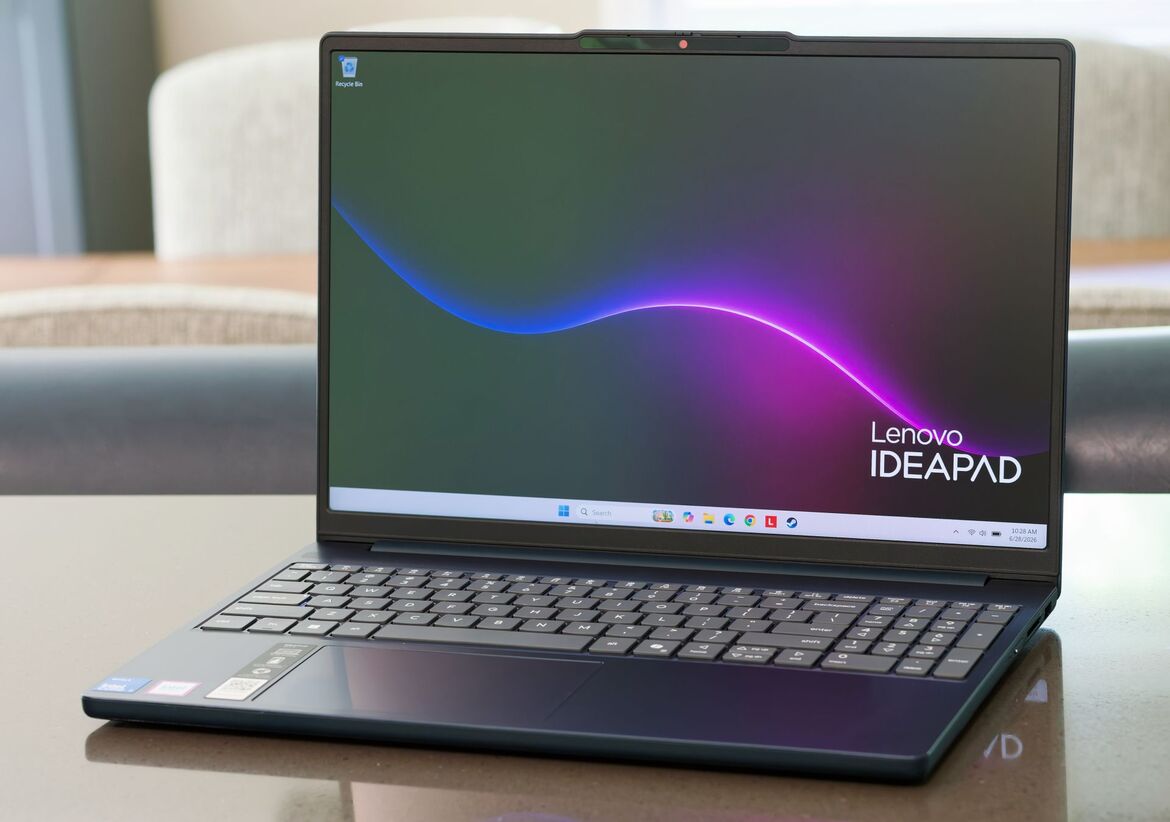 Lenovo IdeaPad Slim 3i Review: Can Intel's Wildcat Lake Compete With The MacBook Neo?