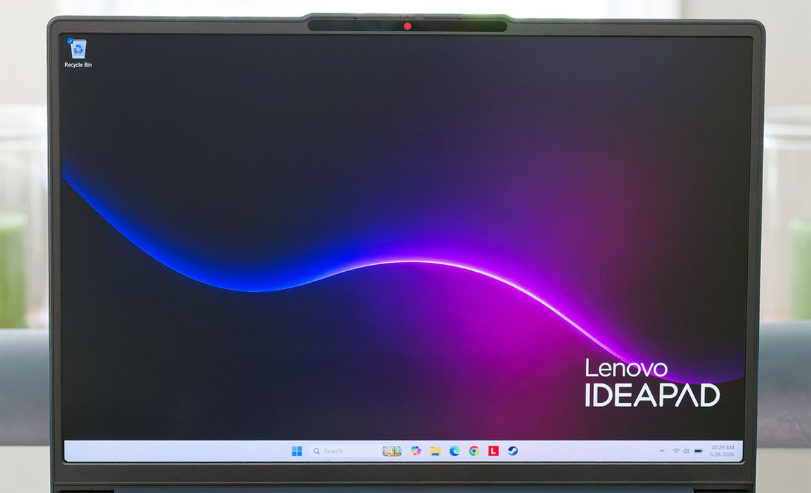 Lenovo IdeaPad Slim 3i Review: Can Intel's Wildcat Lake Compete With The MacBook Neo?