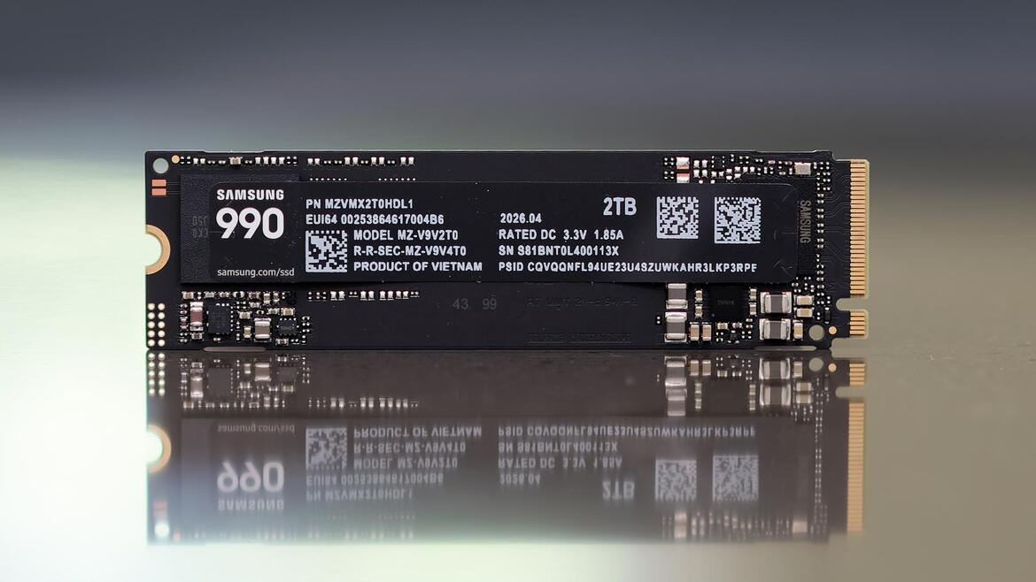 Samsung 990 SSD Review: A Low-Power, Mainstream QLC SSD In The AI Era