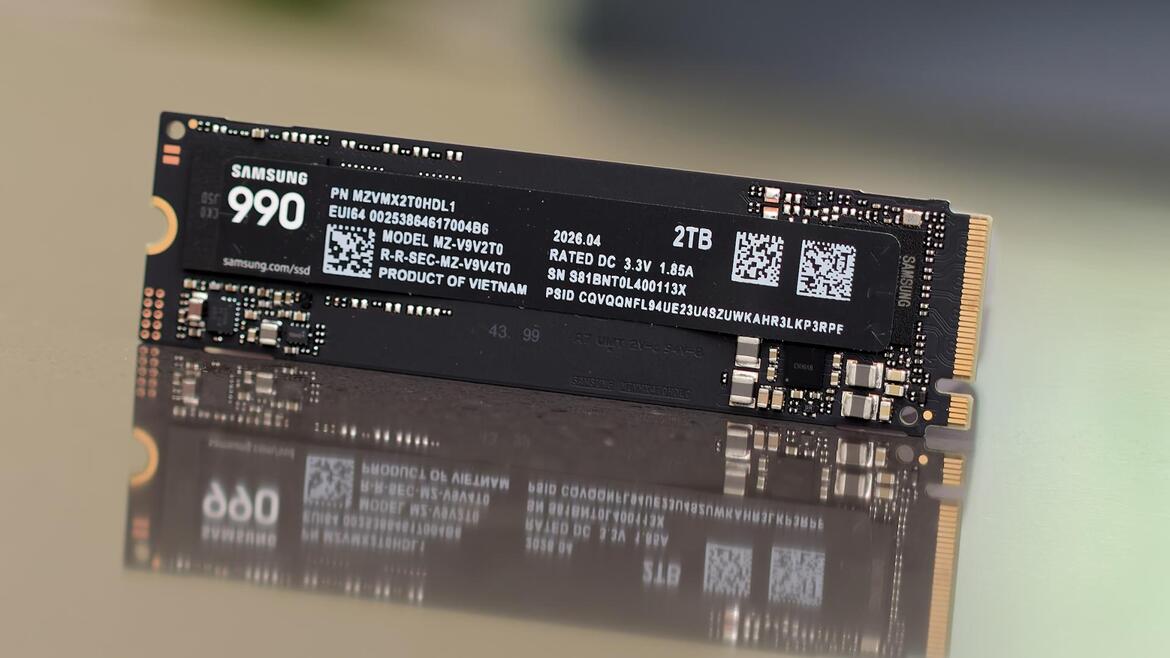 Samsung 990 SSD Review: A Low-Power, Mainstream QLC SSD In The AI Era
