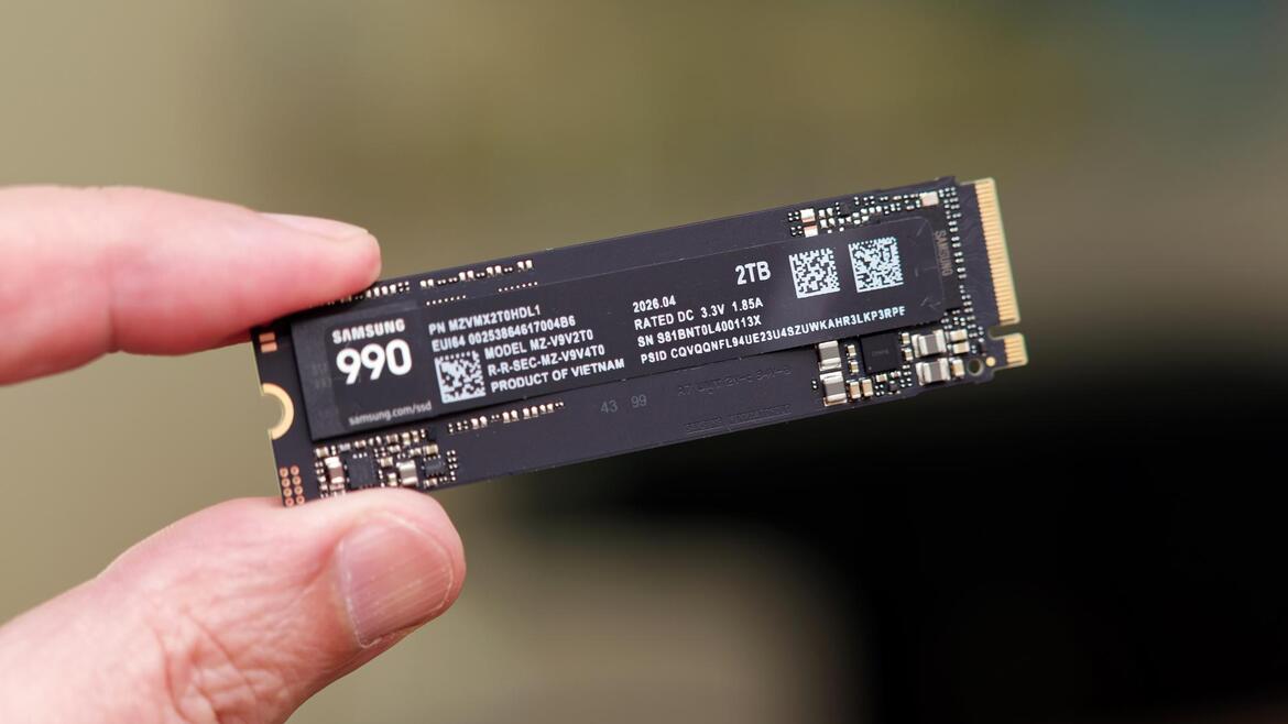 Samsung 990 SSD Review: A Low-Power, Mainstream QLC SSD In The AI Era