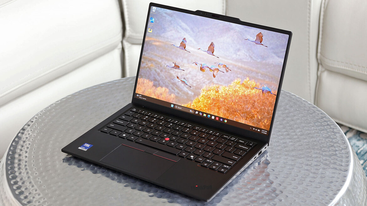 Lenovo ThinkPad X1 Carbon Gen 14 Aura Edition Review