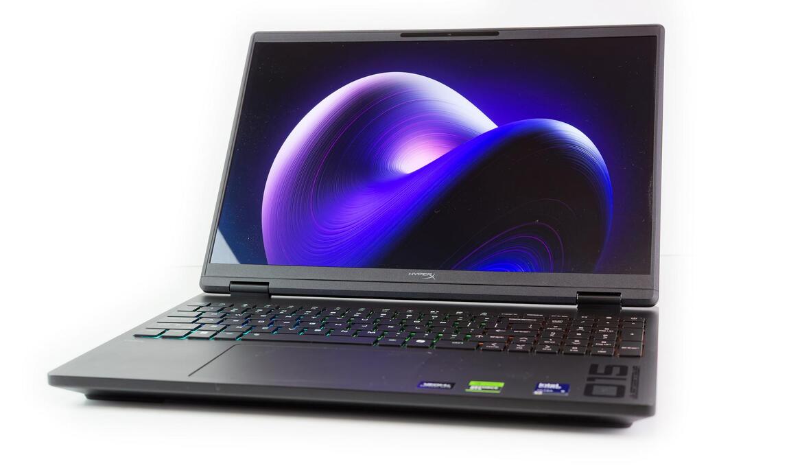 HP HyperX Omen 15 Review: RTX 5070 Gaming Meets Gorgeous OLED