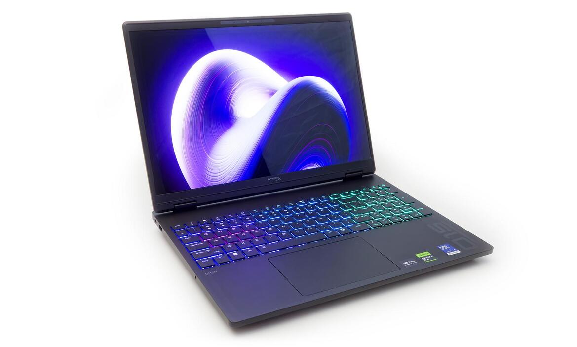 HP HyperX Omen 15 Review: RTX 5070 Gaming Meets Gorgeous OLED
