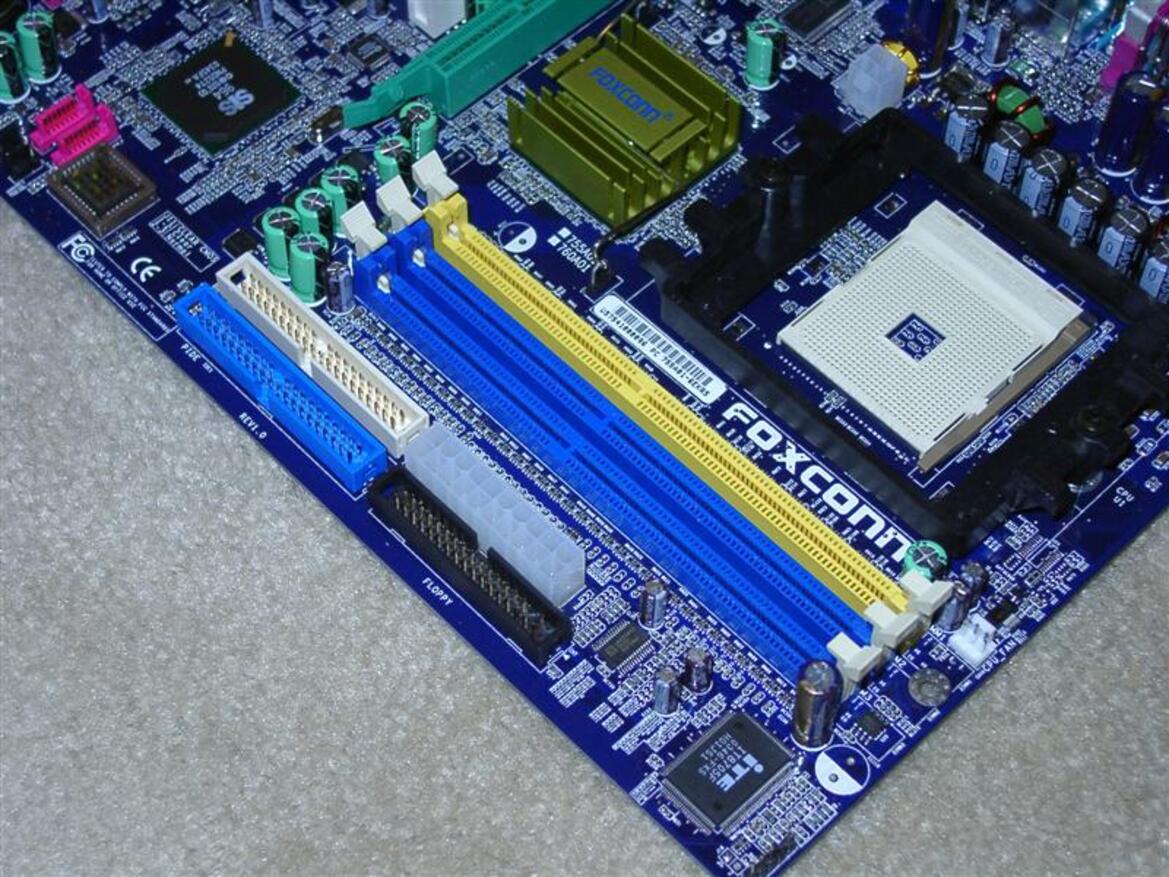 Foxconn 755A01-6EKRS Motherboard