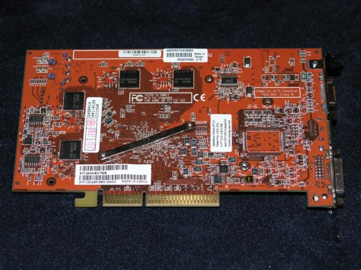 Asus AX800 Pro (Radeon X800 Pro)