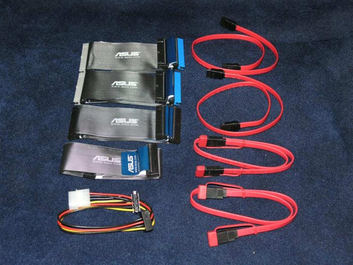 Asus A8V Deluxe "Wireless Edition" (Socket 939)
