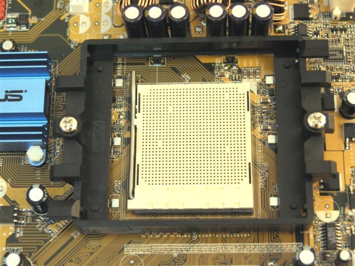 Asus A8V Deluxe "Wireless Edition" (Socket 939)
