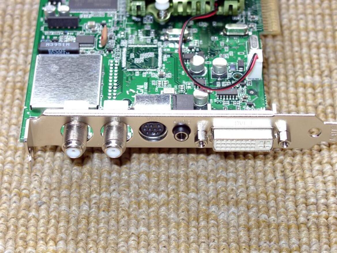 eVGA Personal Cinema FX5700