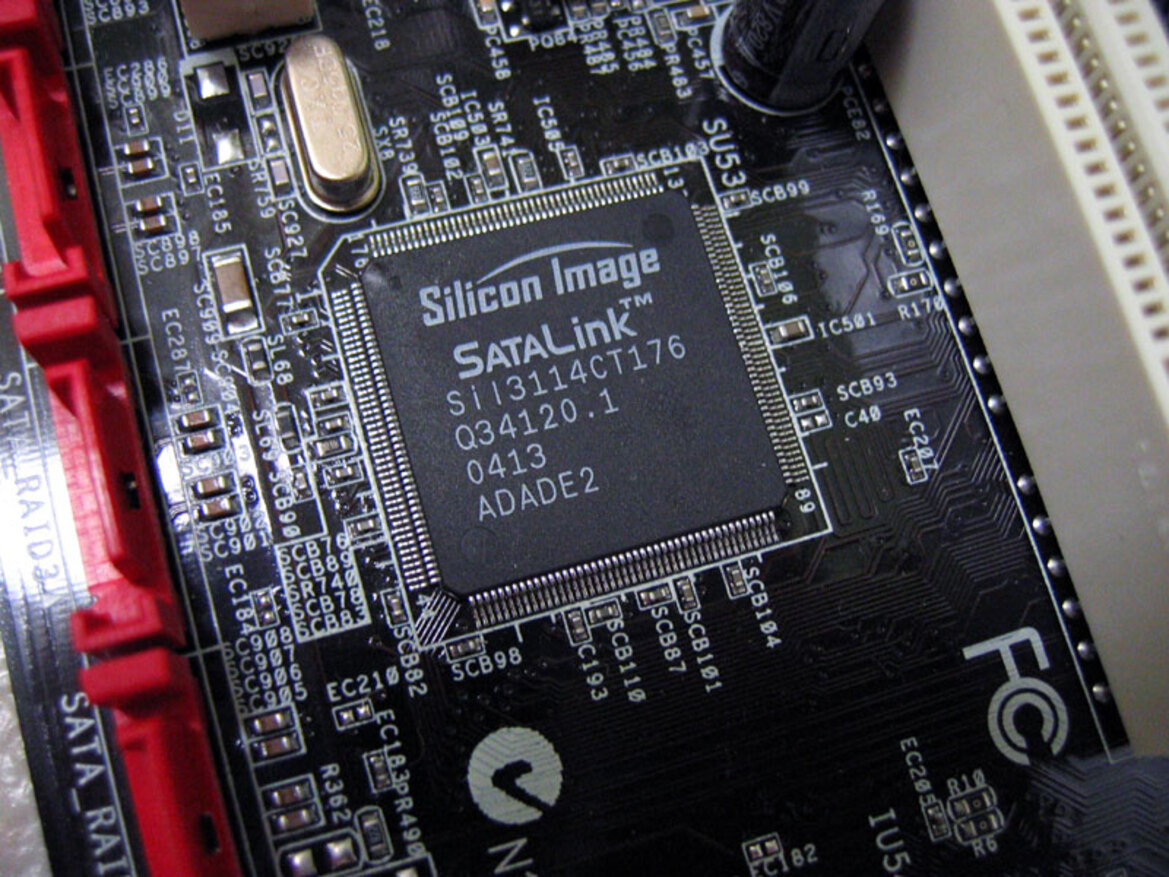 915P Chipset Roundup: ABIT AG8, ASUS P5GD2 Premium, and Foxconn 915A01-P