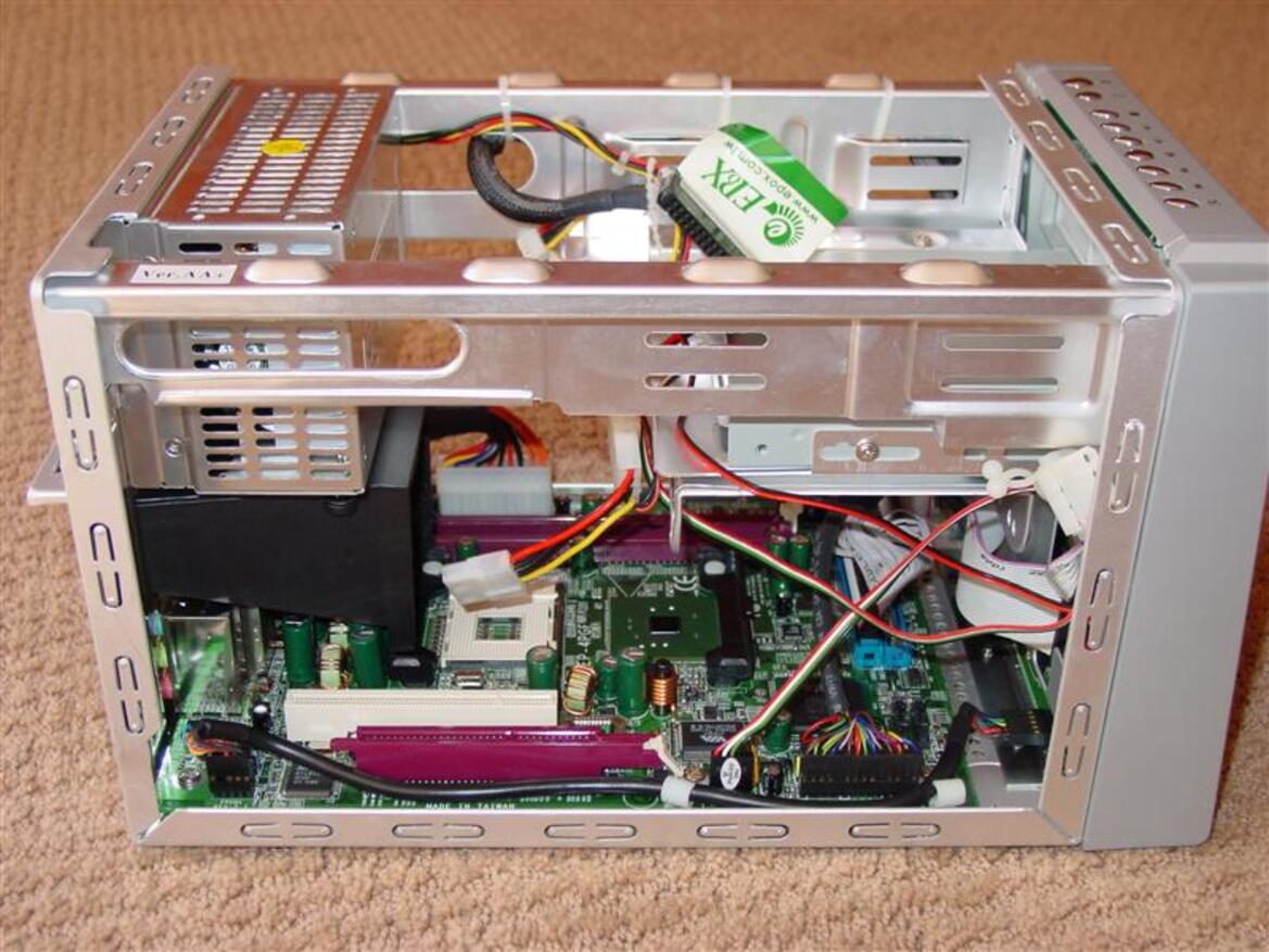Epox eX5-320S SFF PC