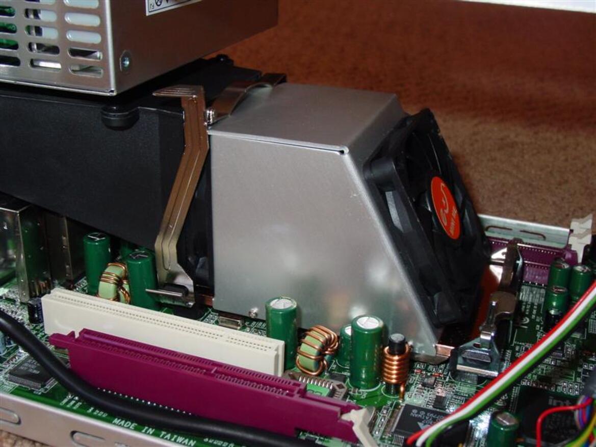 Epox eX5-320S SFF PC