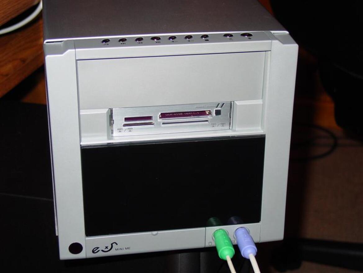 Epox eX5-320S SFF PC