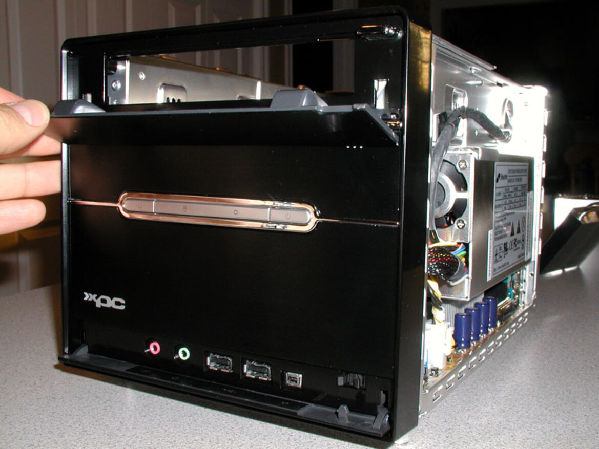Shuttle SB77G5 - i875 LGA775 Socketed XPC