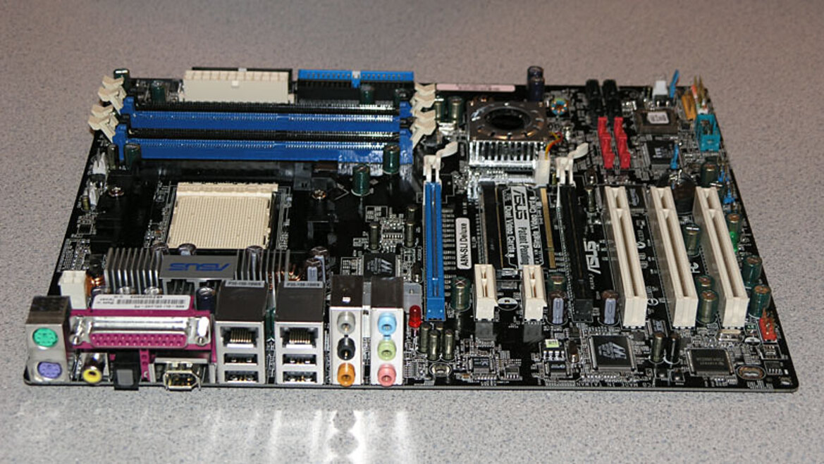 NVIDIA SLI & ASUS A8N-SLI Deluxe Performance Showcase