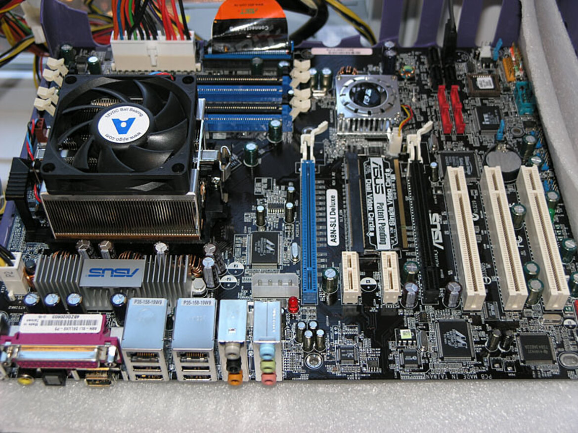 NVIDIA SLI & ASUS A8N-SLI Deluxe Performance Showcase