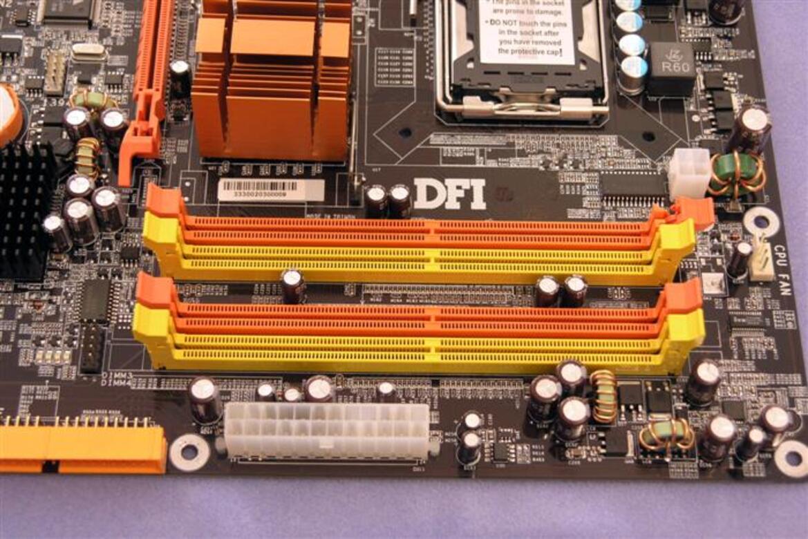 DFI LANPARTY LGA775 Showcase: The 925X-T2 & 875P-T
