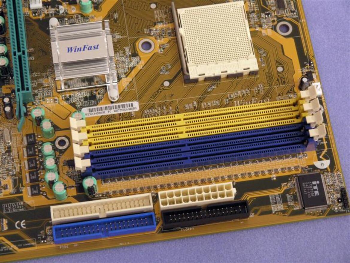 Foxconn's WinFast 755FXK8AA-8EKRS