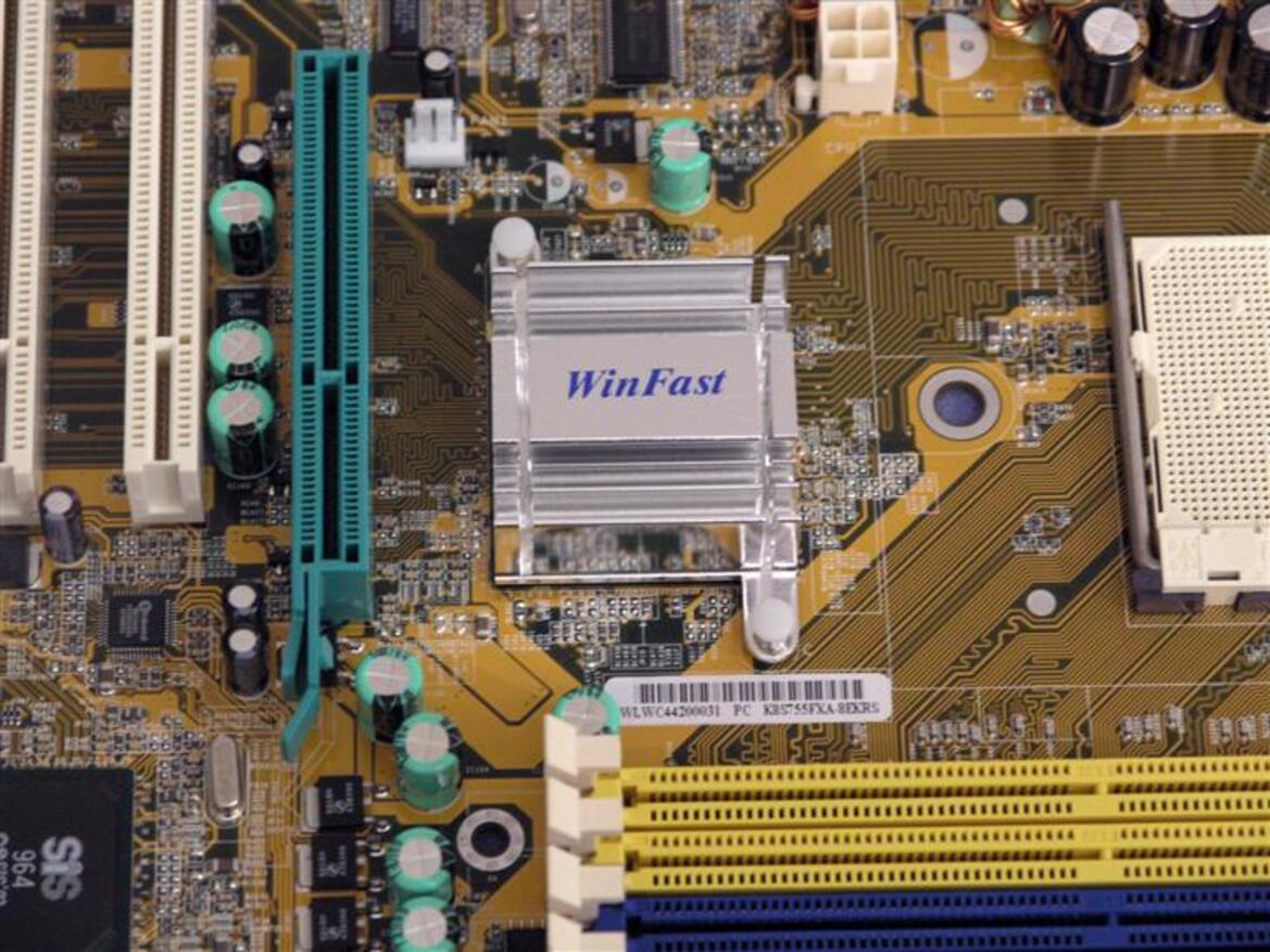 Foxconn's WinFast 755FXK8AA-8EKRS