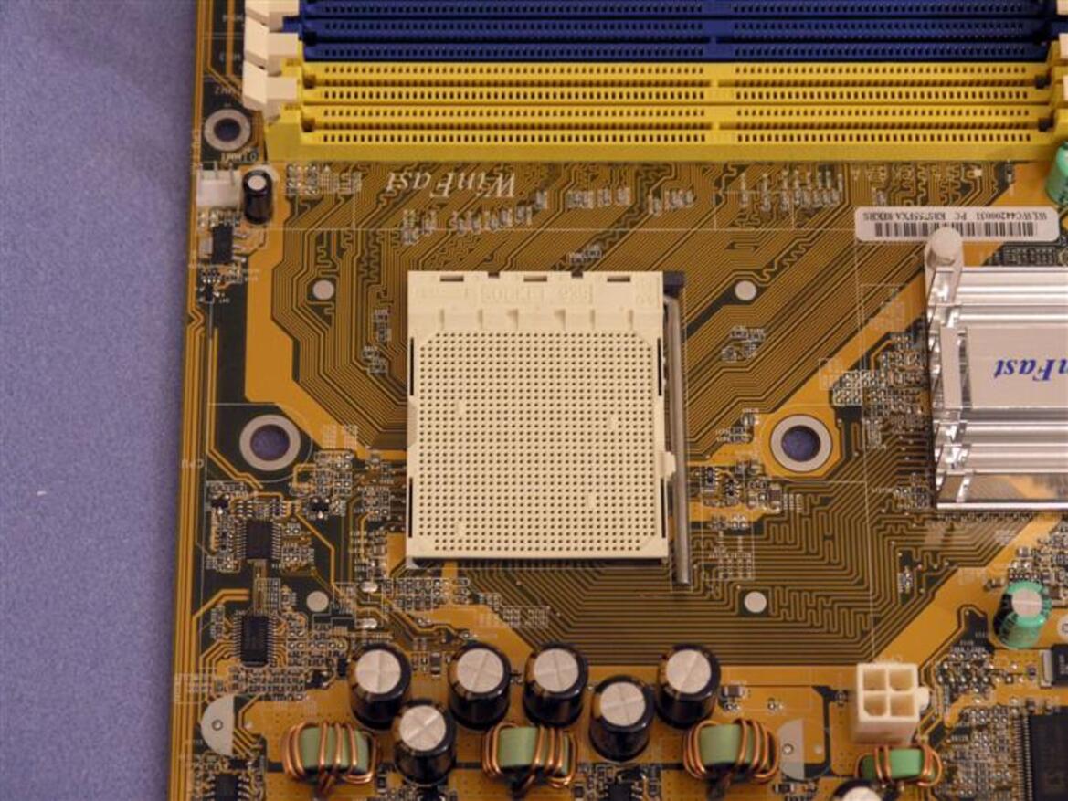Foxconn's WinFast 755FXK8AA-8EKRS