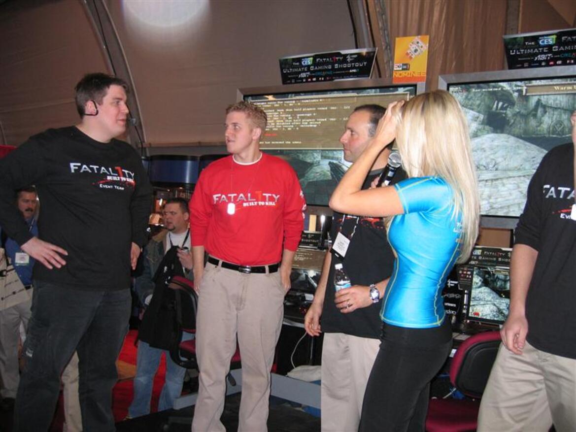 CES 2005 Photo-Report
