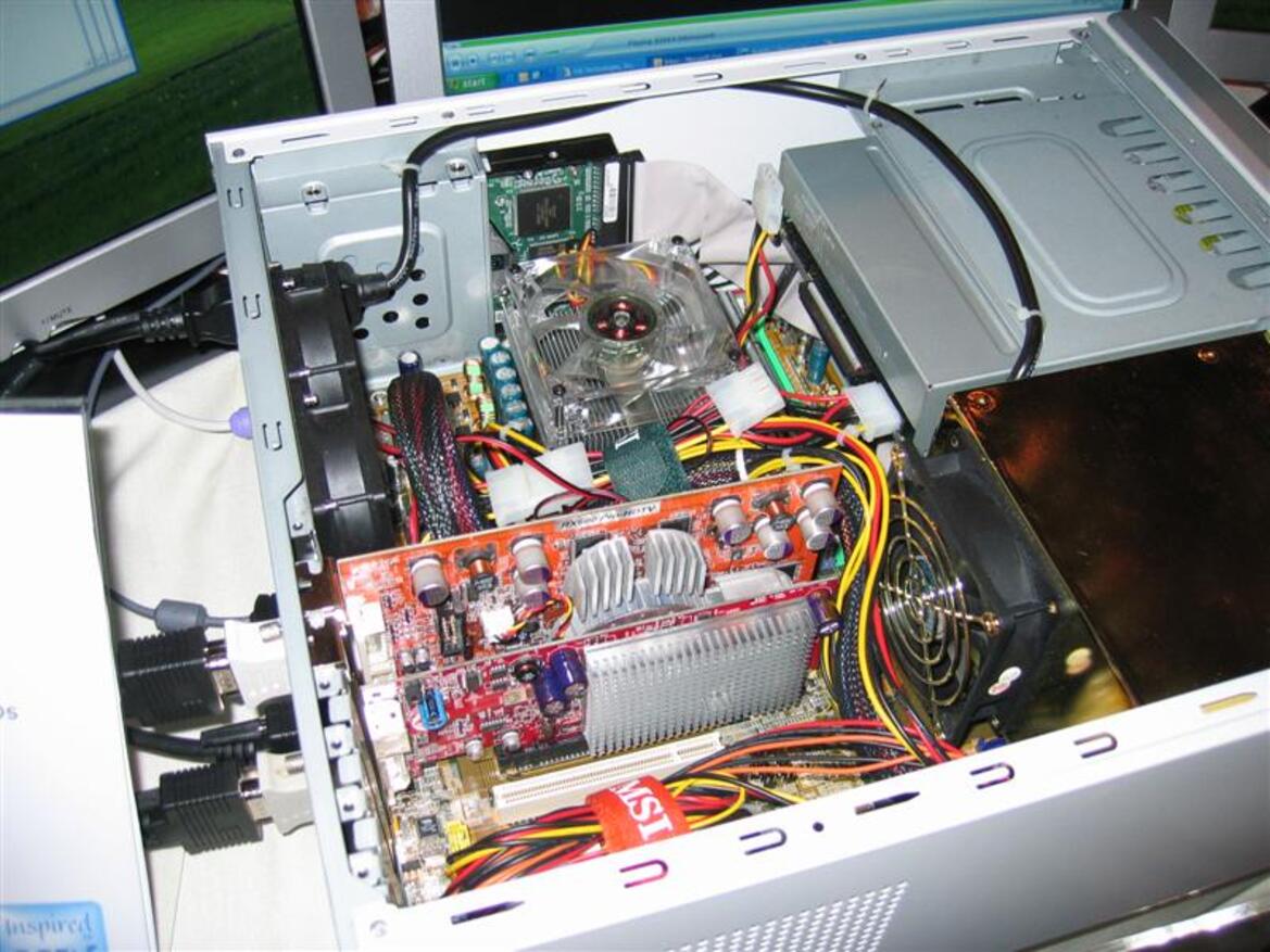 CES 2005 Photo-Report