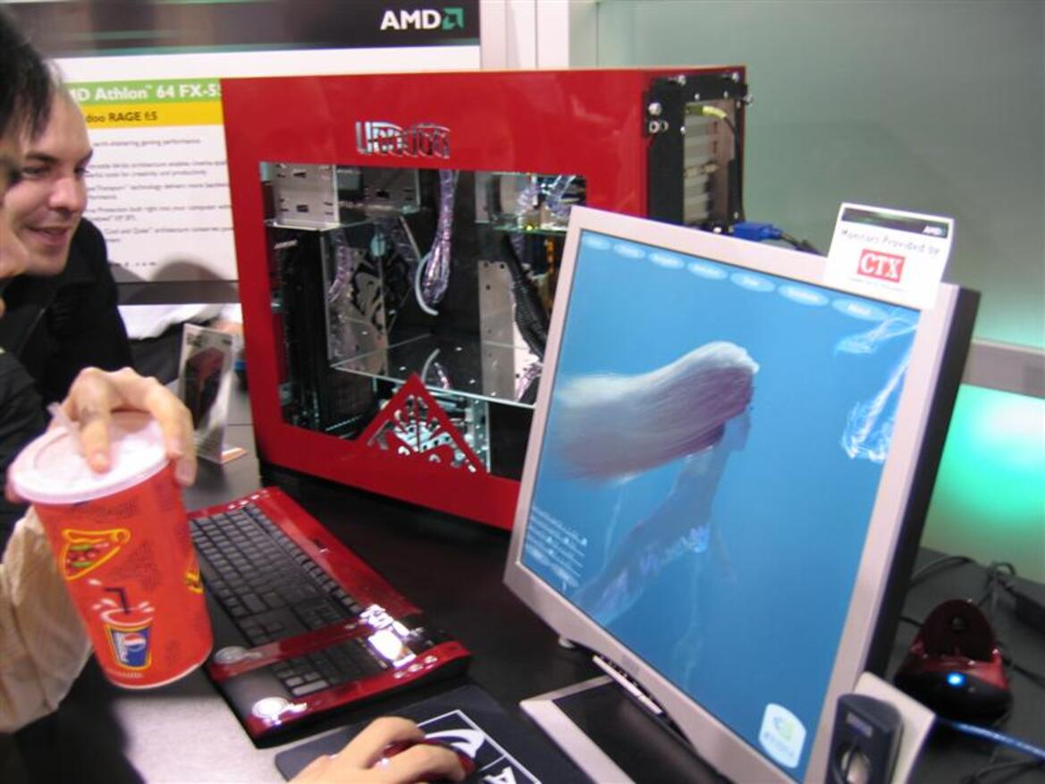 CES 2005 Photo-Report