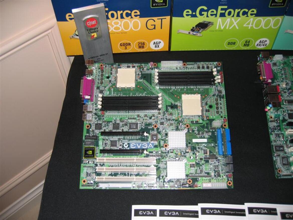 CES 2005 Photo-Report
