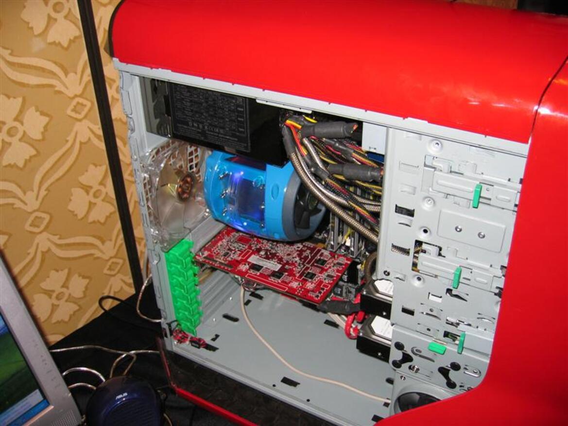 CES 2005 Photo-Report