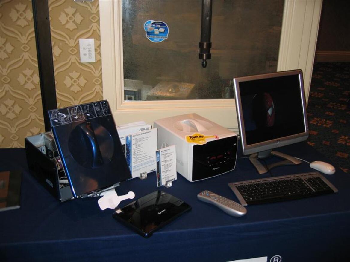 CES 2005 Photo-Report