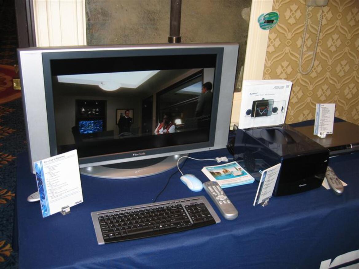 CES 2005 Photo-Report