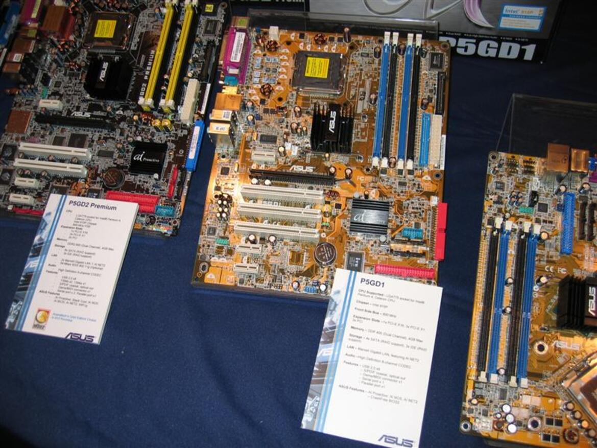 CES 2005 Photo-Report