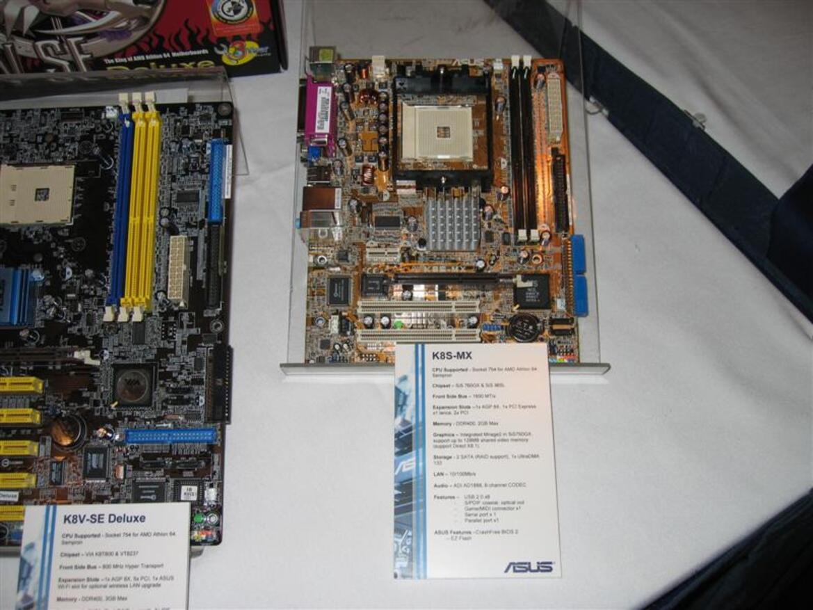 CES 2005 Photo-Report