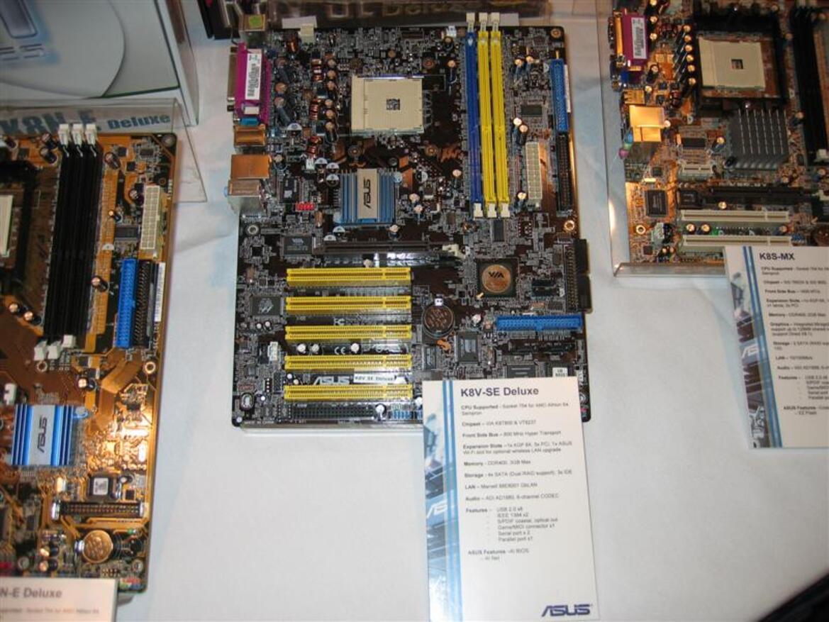CES 2005 Photo-Report
