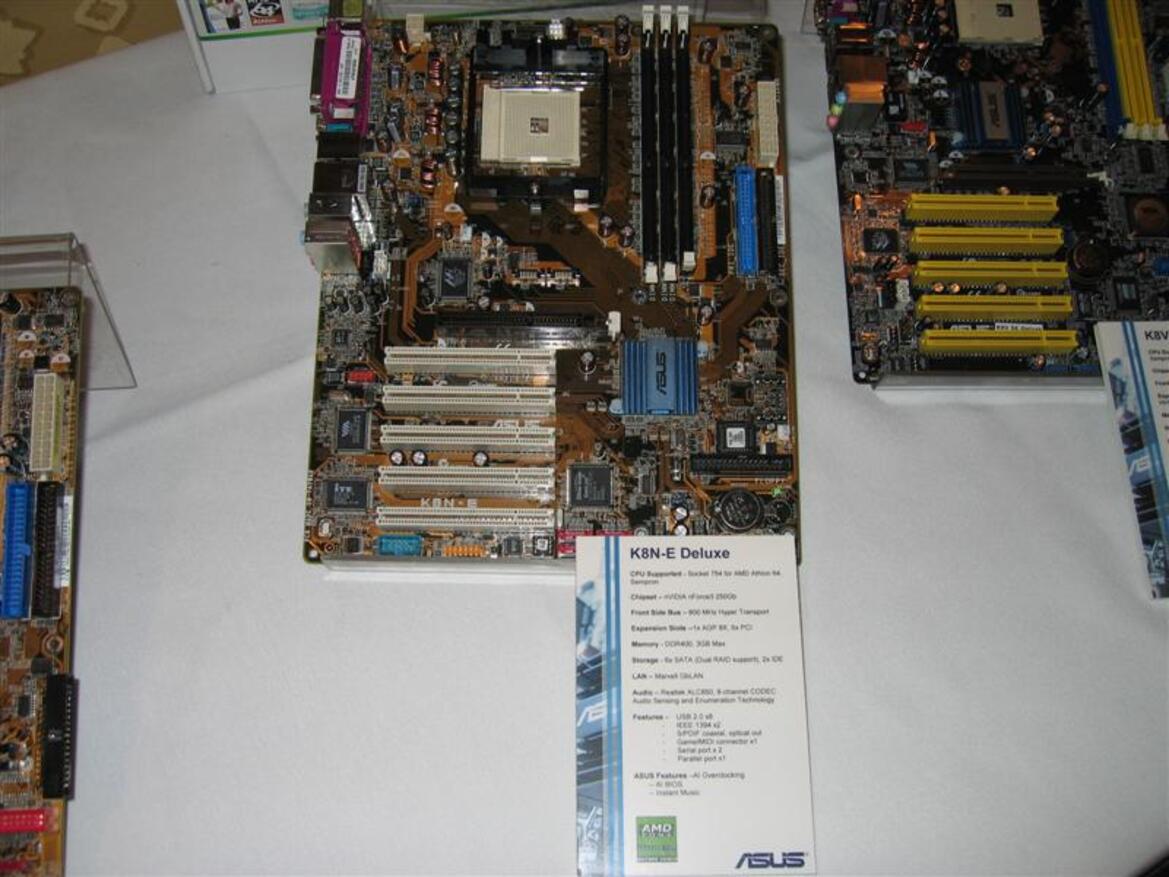 CES 2005 Photo-Report