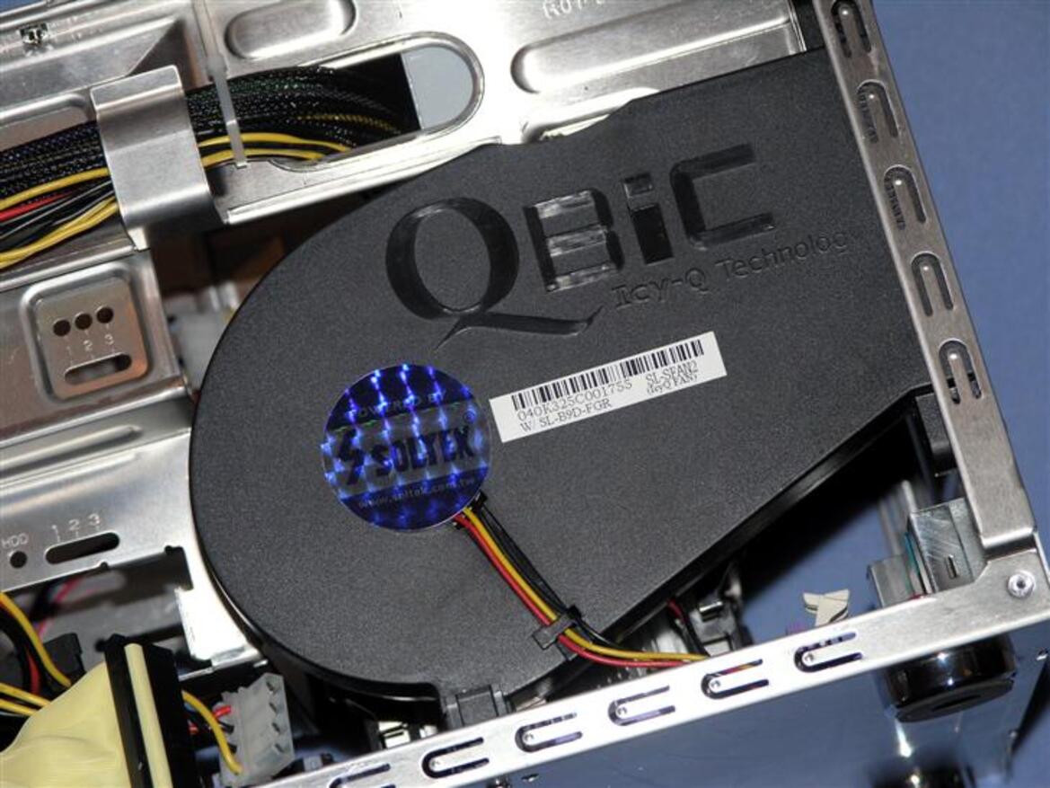 Soltek's QBic EQ3901-300P SFF PC