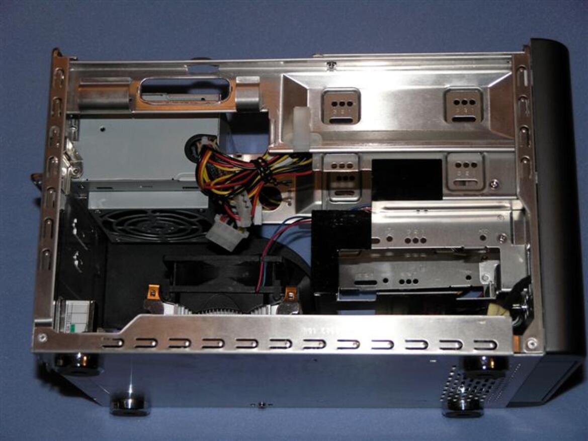 Soltek's QBic EQ3901-300P SFF PC