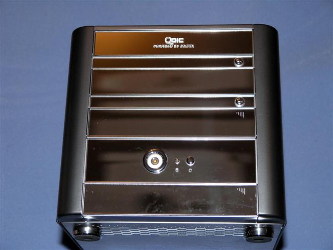 Soltek's QBic EQ3901-300P SFF PC