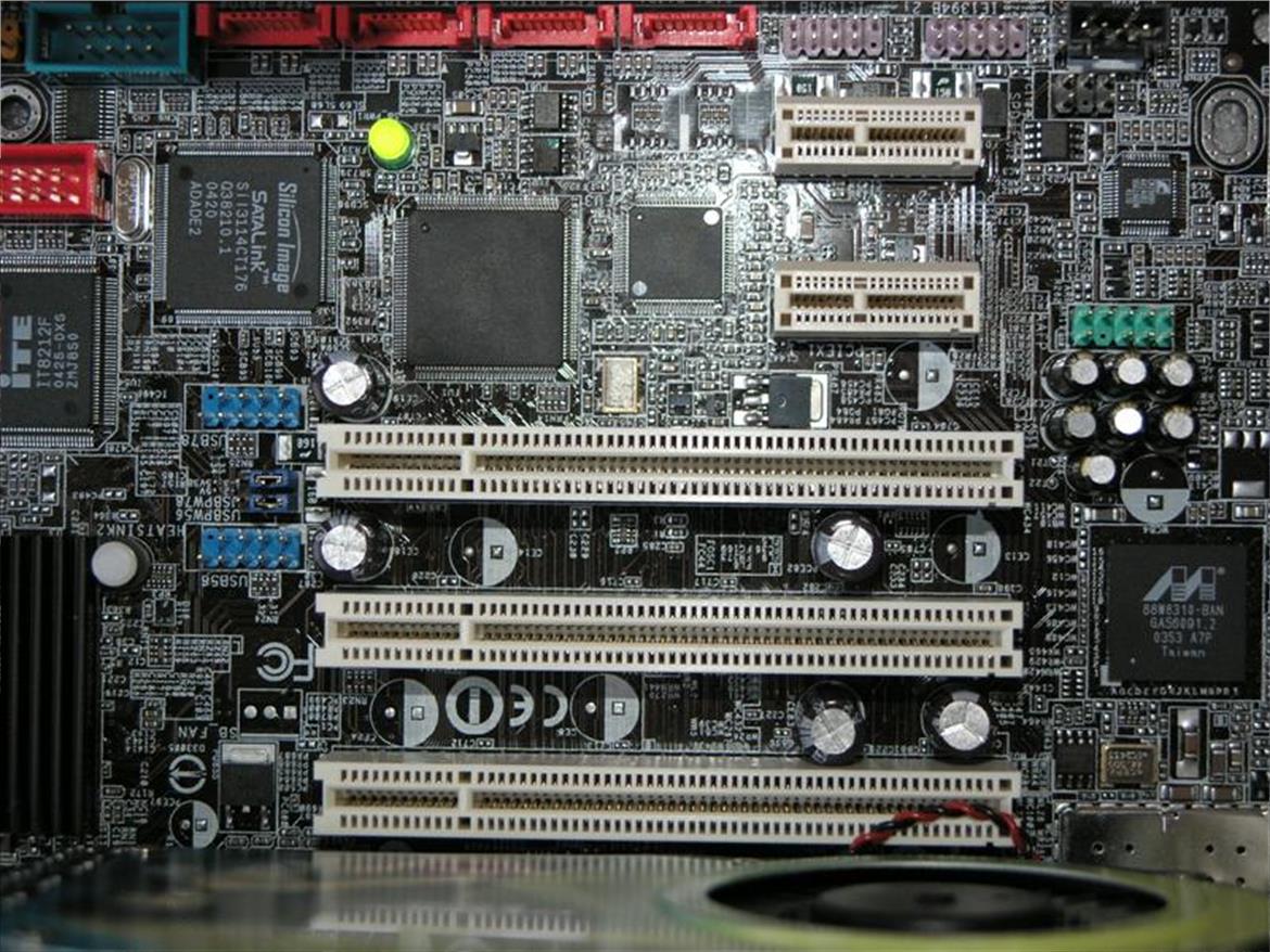 Asus P5AD2-E i925XE Motherboard