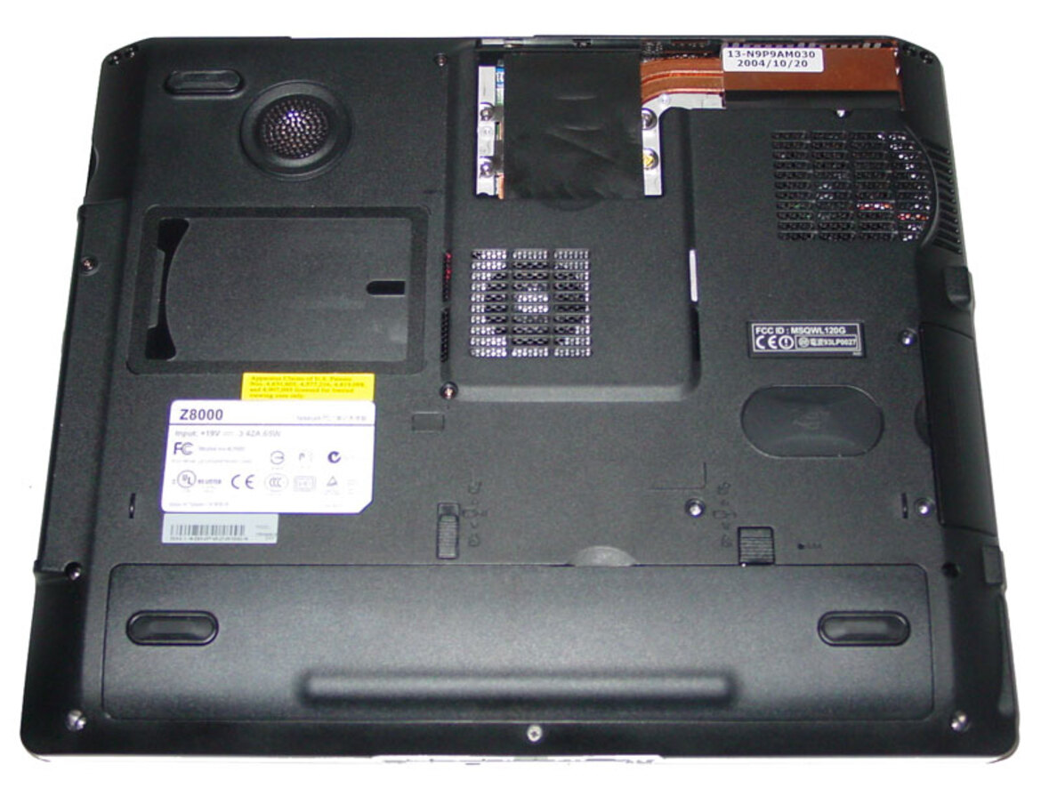 Asus Z80K: Athlon 64 DTR Notebook