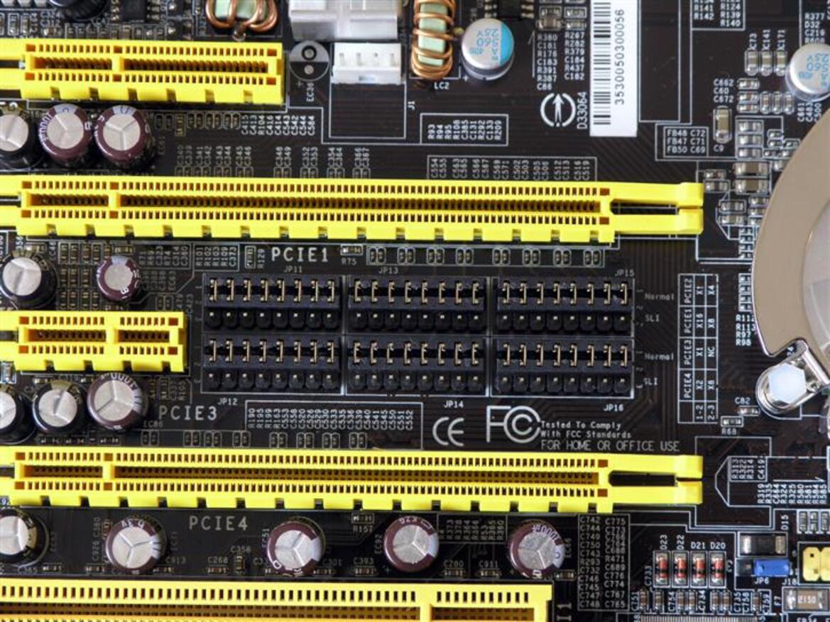 nForce 4 SLI Motherboard Round-Up