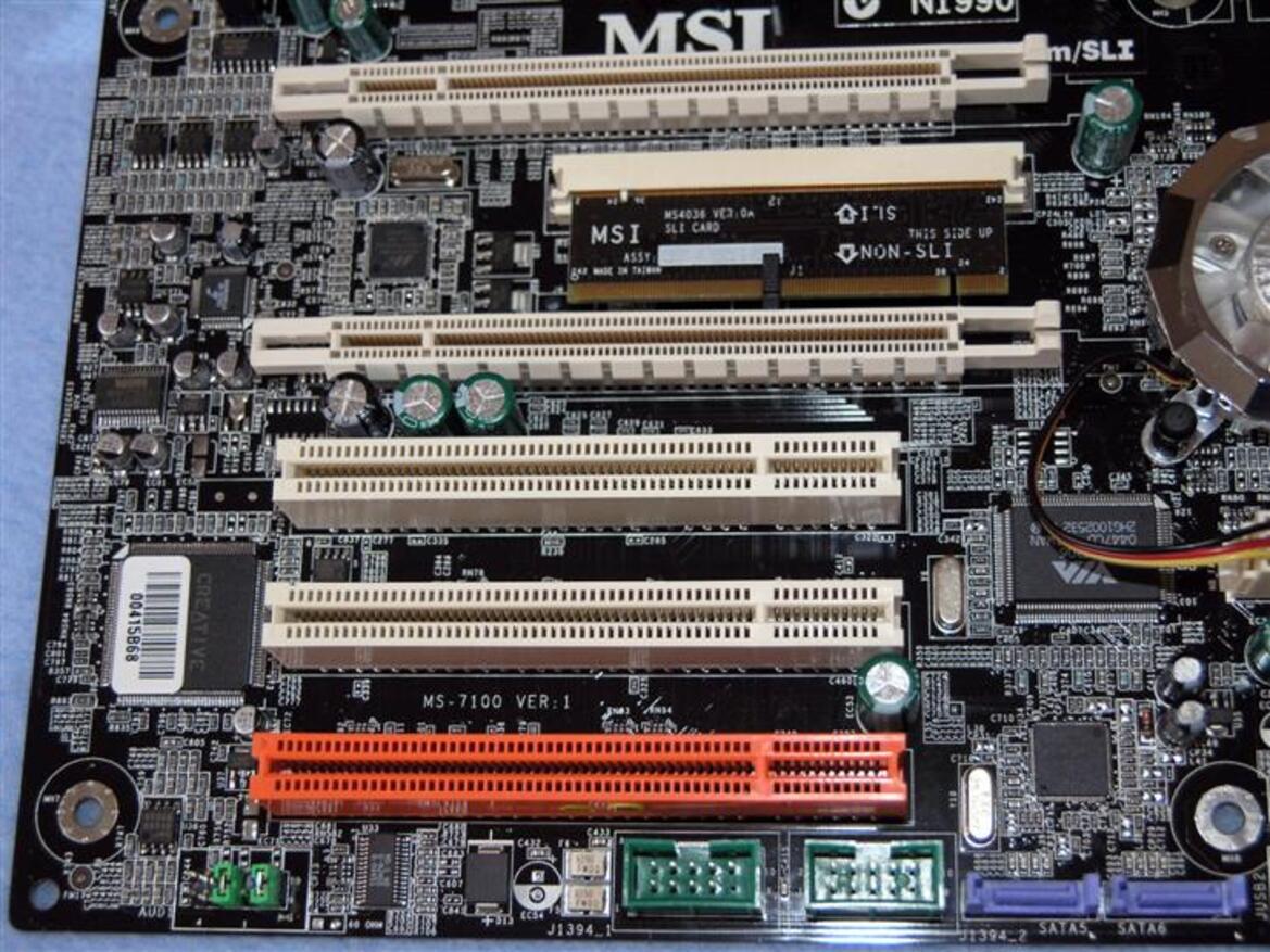 nForce 4 SLI Motherboard Round-Up