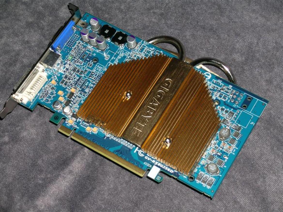 Gigabyte's GV-RX80256D X800 Turbo Silent Pipe Video Card