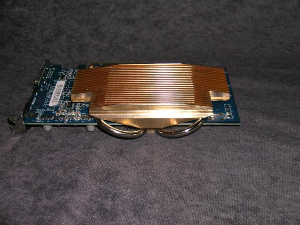 Gigabyte's GV-RX80256D X800 Turbo Silent Pipe Video Card