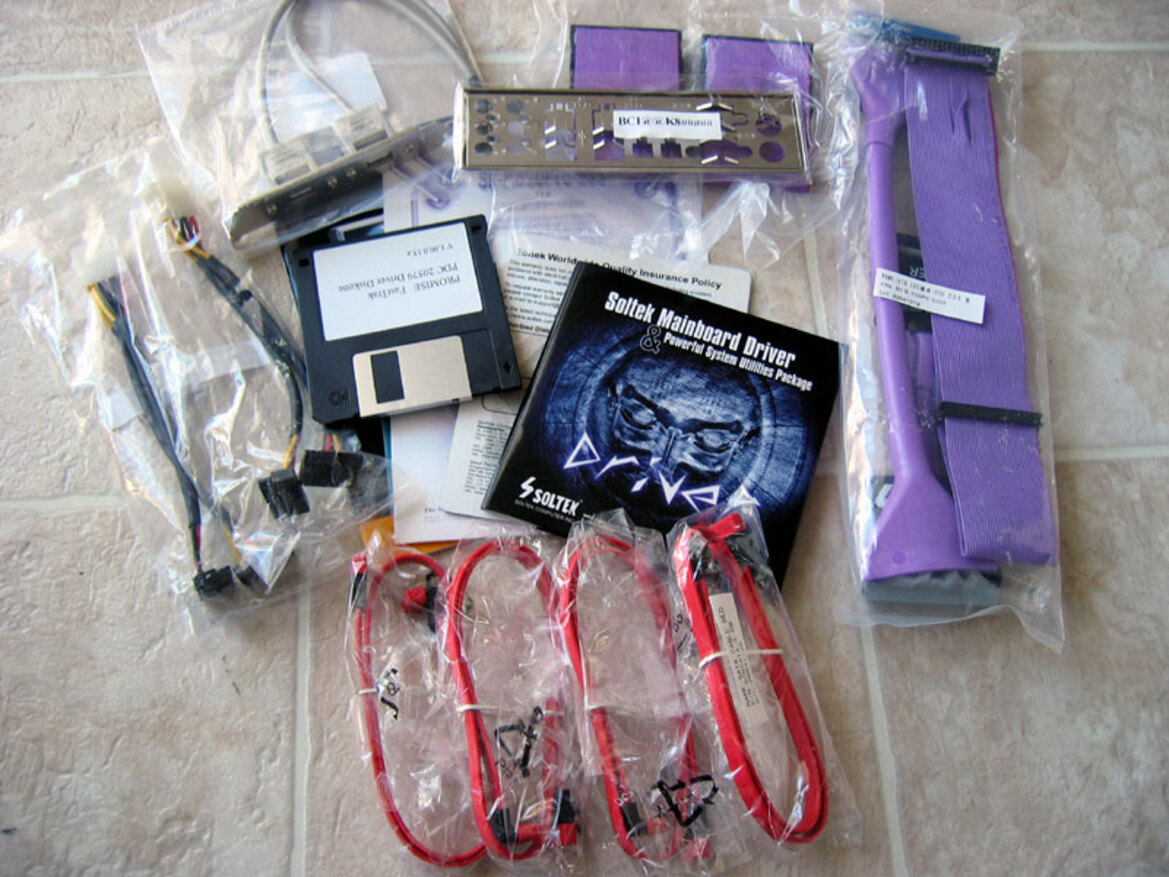 Soltek SL-K890Pro-939 Motherboard