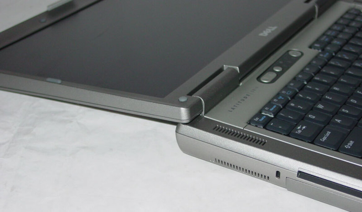 Dell Latitude D810