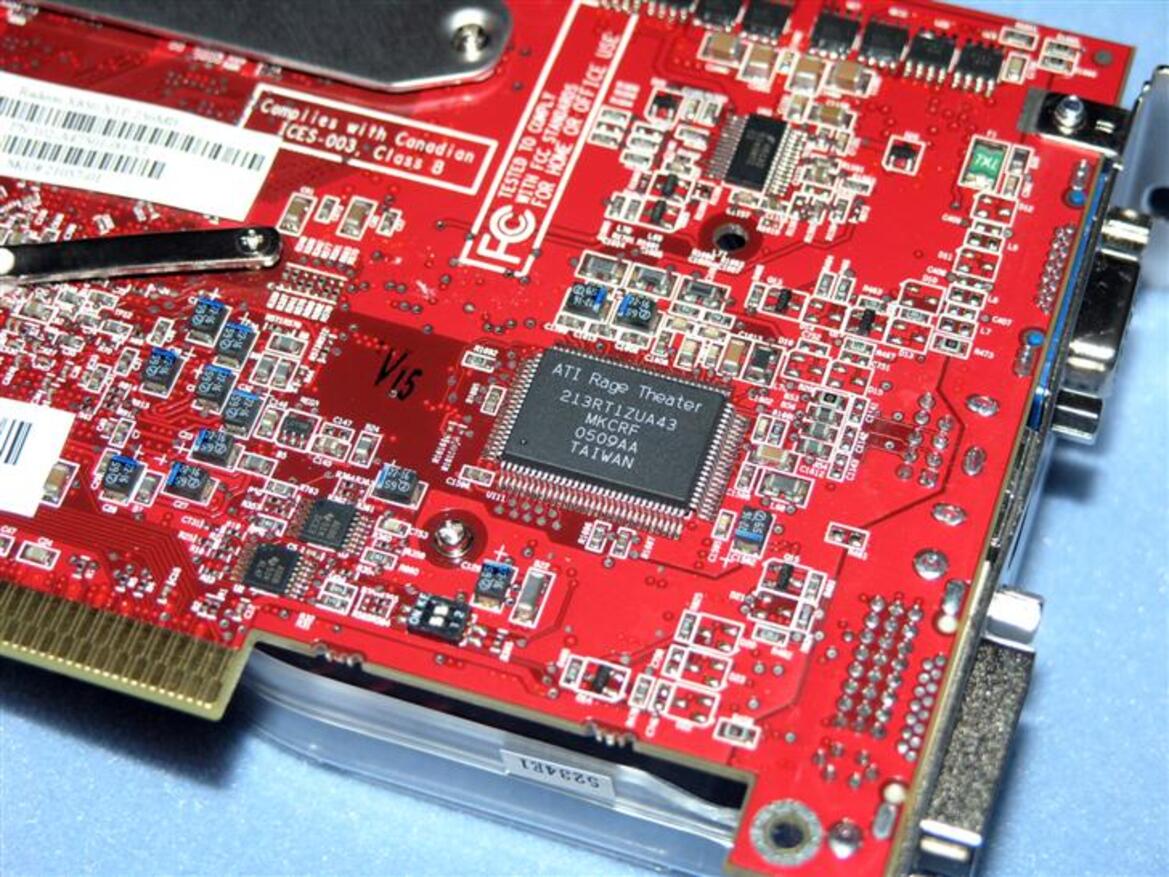 Sapphire Radeon X850 XT PE: AGP 8X